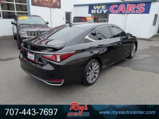 2021 Lexus ES300h