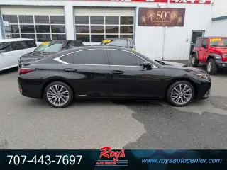 2021 Lexus ES300h