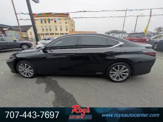 2021 Lexus ES300h