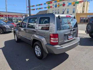 2012 Jeep Liberty Sport  4WD