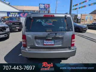 2012 Jeep Liberty Sport  4WD
