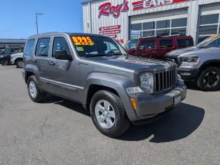 2012 Jeep Liberty Sport  4WD