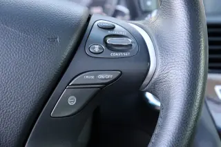 2016 INFINITI Q70