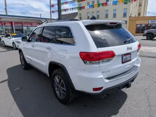 2017 Jeep Grand Cherokee Limited  4WD