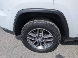 2017 Jeep Grand Cherokee Limited  4WD