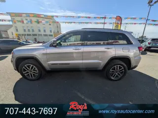 2020 Jeep Grand Cherokee Trailhawk  4WD