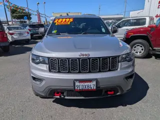 2020 Jeep Grand Cherokee Trailhawk  4WD