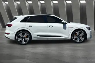 Audi e-tron 2022 AWD quattro Premium Plus 4dr SUV