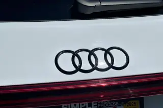 Audi e-tron 2022 AWD quattro Premium Plus 4dr SUV