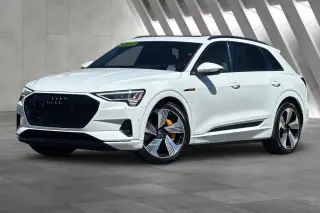 Audi e-tron 2022 AWD quattro Premium Plus 4dr SUV