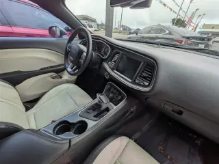 2016 Dodge Challenger R/T Plus