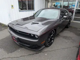 2016 Dodge Challenger R/T Plus