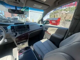 2013 Toyota Sienna