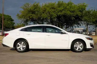 2020 Chevrolet Malibu FWD 1FL