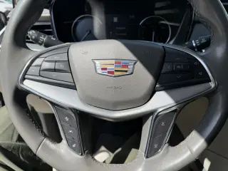 2021 Cadillac XT5 FWD Premium Luxury