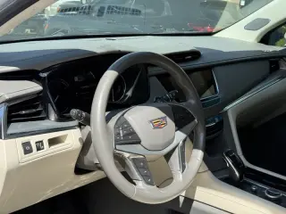 2021 Cadillac XT5 FWD Premium Luxury