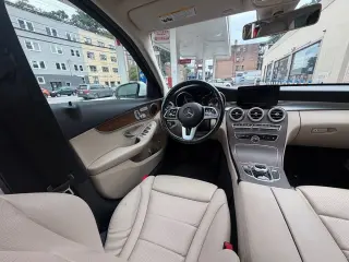 2019 Mercedes-Benz C 300