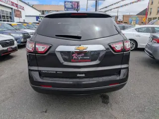 2017 Chevrolet Traverse LS  AWD