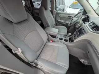 2017 Chevrolet Traverse LS  AWD