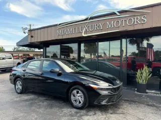 2025 Hyundai ELANTRA