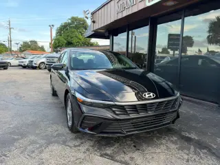 2025 Hyundai ELANTRA