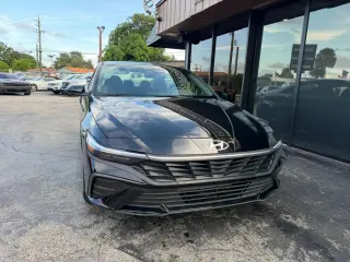 2025 Hyundai ELANTRA