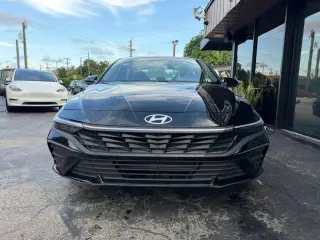 2025 Hyundai ELANTRA