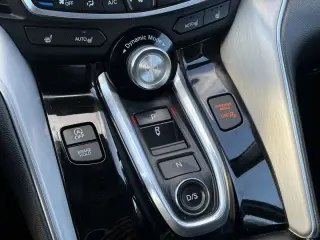 2022 Acura TLX Standard
