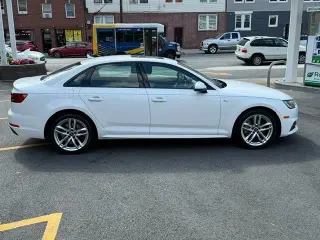 2017 Audi A4