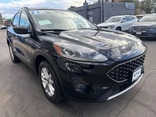 2022 Ford Escape SE Hybrid