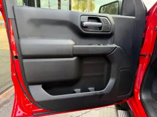 2025 Chevrolet SILVERADO 1500 CREW CAB