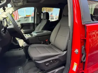 2025 Chevrolet SILVERADO 1500 CREW CAB