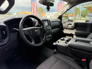 2025 Chevrolet SILVERADO 1500 CREW CAB