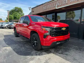 2025 Chevrolet SILVERADO 1500 CREW CAB