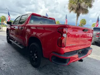 2025 Chevrolet SILVERADO 1500 CREW CAB