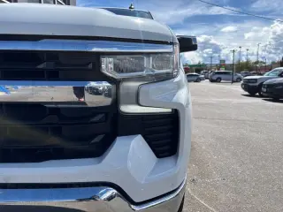 2023 Chevrolet Silverado 1500 4WD Crew Cab Standard Bed LT