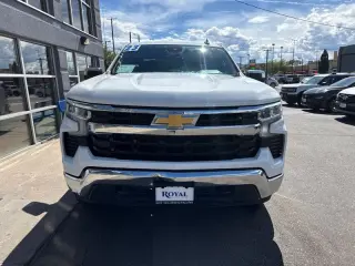 2023 Chevrolet Silverado 1500 4WD Crew Cab Standard Bed LT