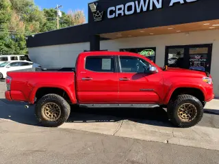 2017 Toyota TACOMA DOUBLE CAB