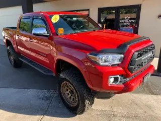 2017 Toyota TACOMA DOUBLE CAB