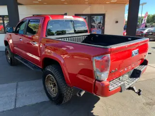 2017 Toyota TACOMA DOUBLE CAB