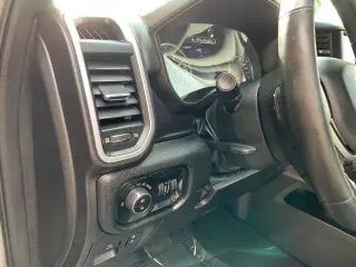 2019 Ram 1500 CREW CAB