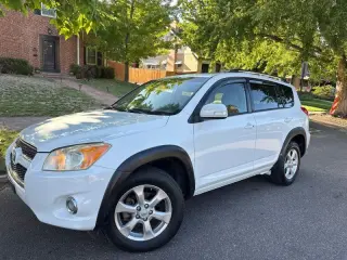 2010 Toyota RAV4 Limited V6