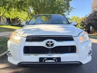 2010 Toyota RAV4 Limited V6