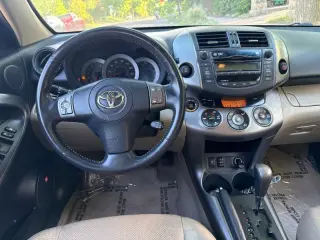 2010 Toyota RAV4 Limited V6