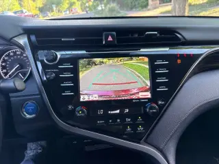 2020 Toyota Camry XLE Hybrid