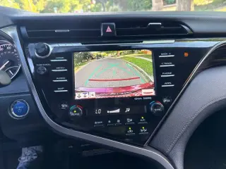 2020 Toyota Camry XLE Hybrid
