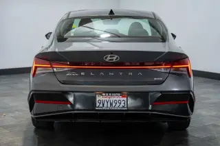 2025 Hyundai Elantra Hybrid