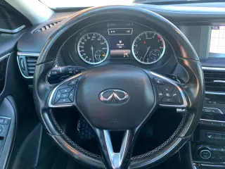 2017 Infiniti QX30