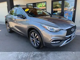 2017 Infiniti QX30