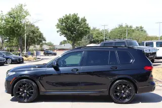2021 BMW X7